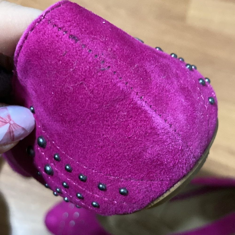 UGG Studded Raspberry Suede Flats - Picture 5 of 7